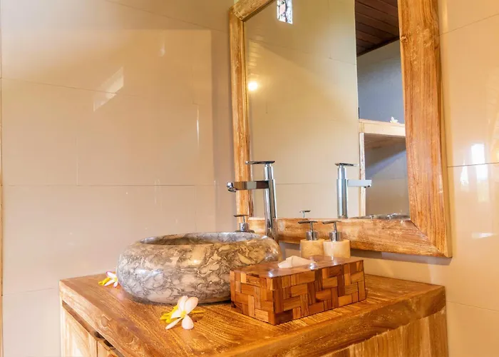 Gasthof Alamgangga Tirta Gangga 3*